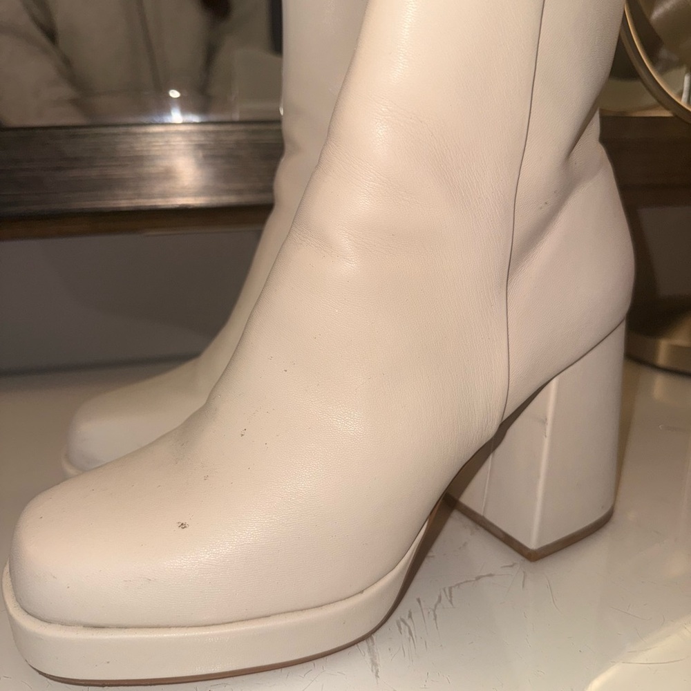 Steve Madden Off White Kaleb Heeled Boots